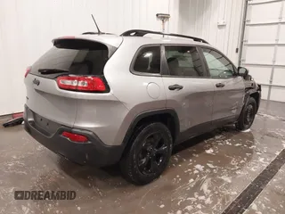 2017 Jeep Cherokee Sport with VIN 1C4PJMAB6HW557359, listed as a IAAI auction lot 41793093 with 194,400 mi miles. Bid and sale history available at carsss.com. Image 4.