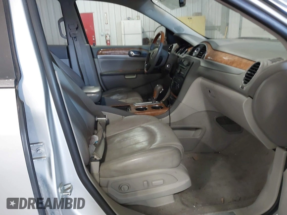 2011 Buick Enclave CXL-1 with VIN 5GAKVBED4BJ372070, listed as a IAAI auction lot 41891128 with 195,556 mi miles. Bid and sale history available at carsss.com. Image 5.