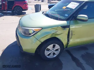 2014 Kia Soul with VIN KNDJN2A21E7721430, listed as a IAAI auction lot 41657615 with 1 mi miles. Bid and sale history available at carsss.com. Image 6.
