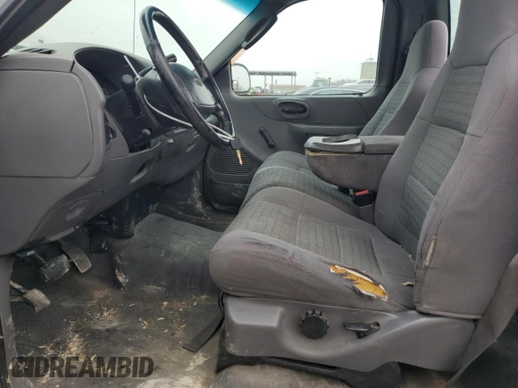 2002 Ford F-150 XL with VIN 1FTRF172X2NB77521, listed as a Copart auction lot 43993885 with 339,289 mi miles and Salvage Title. Bid and sale history available at carsss.com. Image 7.