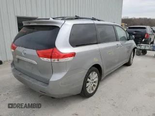2012 Toyota Sienna XLE with VIN 5TDDK3DCXCS037172, listed as a Copart auction lot 48999165 with 0 mi miles and Salvage Title. Bid and sale history available at carsss.com. Image 3.