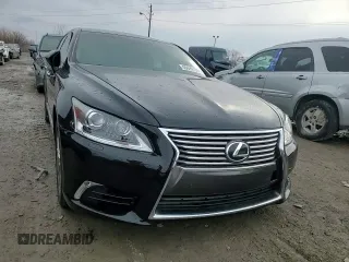 2016 Lexus LS 460 with VIN JTHCL5EF7G5026105, listed as a Copart auction lot 46699705 with Not provided miles and Salvage title. Bid and sale history available at DreamBid. Image 11.