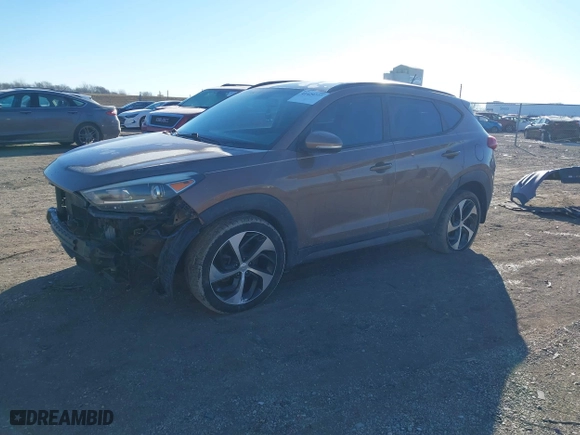 2016 Hyundai Tucson Sport with VIN KM8J33A20GU183234, listed as a IAAI auction lot 41429777 with 113,077 mi miles. Bid and sale history available at carsss.com. Image 21.