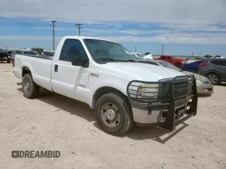 2005 Ford F-250 XL with VIN 1FTSF20P65EB37695, listed as a Copart auction lot 55752885 with 238,436 mi miles and Clean title. Bid and sale history available at DreamBid. Image 4.