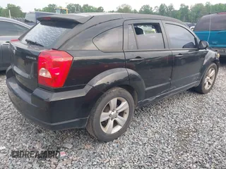 2011 Dodge Caliber Mainstreet z VIN 1B3CB3HAXBD113487, wystawiony jako IAAI lot #42300778 z przebiegiem 139 014 mil mil oraz . Historia ofert i sprzedaży dostępna na DreamBid. Obrazek 4.