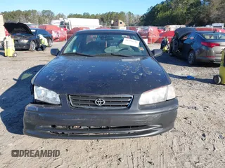 2001 Toyota Camry CE with VIN 4T1BG22K41U842473, listed as a IAAI auction lot 41858322 with 203,696 mi miles. Bid and sale history available at carsss.com. Image 12.