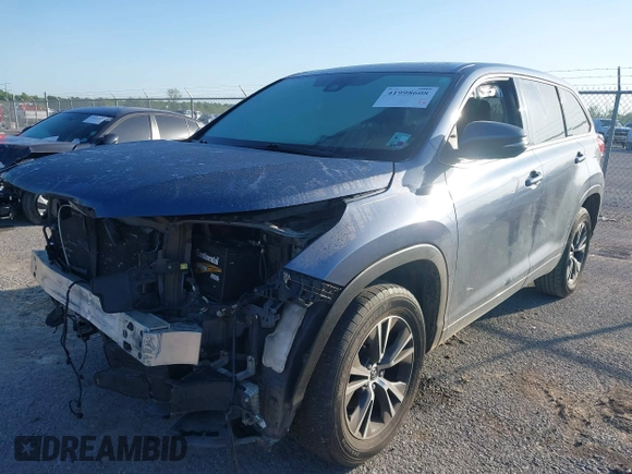 2018 Toyota Highlander LE with VIN 5TDZZRFHXJS239522, listed as a IAAI auction lot 41998608 with 98,478 mi miles and . Bid and sale history available at DreamBid. Image 2.