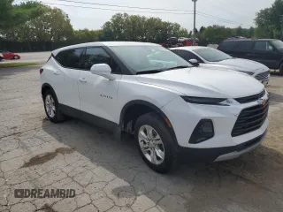 2021 Chevrolet Blazer LT z VIN 3GNKBCR43MS584622, wystawiony jako Copart lot #69432544 z przebiegiem 31 503 mil mil oraz Nie do naprawy • Non repairable. Historia ofert i sprzedaży dostępna na DreamBid. Obrazek 4.