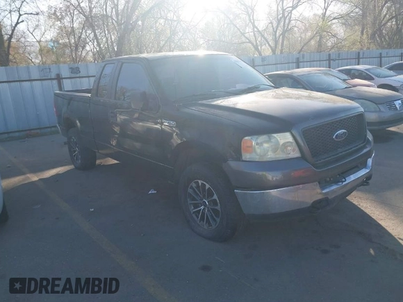 2007 Ford F-150 XLT with VIN 1FTPX14V87FB33280, listed as a IAAI auction lot 42017908 with 162,126 mi miles. Bid and sale history available at carsss.com. Image 1.