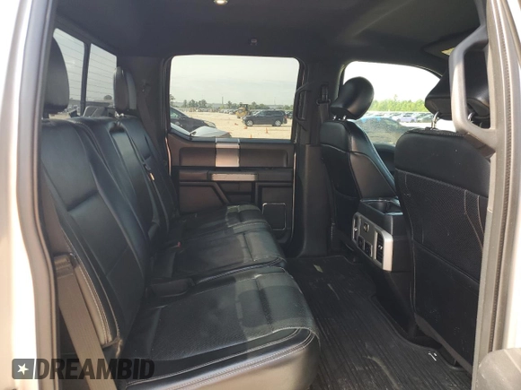 2017 Ford F-150 XL z VIN 1FTEW1CF2HKC03580, wystawiony jako Copart lot #53742035 z przebiegiem 218 091 mil mil oraz Szkoda całkowita • Salvage title. Historia ofert i sprzedaży dostępna na DreamBid. Obrazek 10.