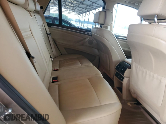 2010 BMW X5 35d z VIN 5UXFF0C58ALJ99362, wystawiony jako Copart lot #51952755 z przebiegiem 182 124 mil mil oraz Szkoda całkowita • Salvage title. Historia ofert i sprzedaży dostępna na DreamBid. Obrazek 11.