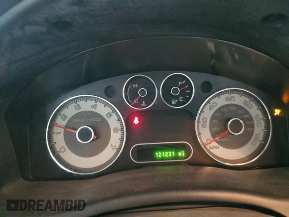 2008 Ford Taurus X Limited z VIN 1FMDK03W18GA17707, wystawiony jako Copart lot #85287524 z przebiegiem 121 231 mil mil oraz Nie do naprawy • Non repairable. Historia ofert i sprzedaży dostępna na DreamBid. Obrazek 9.