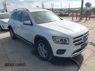 2020 Mercedes-Benz GLB 250 z VIN W1N4M4GB8LW033312, wystawiony jako IAAI lot #41488575 z przebiegiem 108 682 mil mil oraz . Historia ofert i sprzedaży dostępna na DreamBid. Obrazek 1.