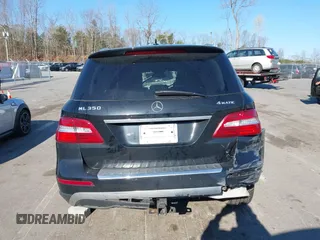 2015 Mercedes-Benz M 350 with VIN 4JGDA5HB1FA526024, listed as a IAAI auction lot 41888298 with 90,188 mi miles and . Bid and sale history available at carsss.com. Image 16.