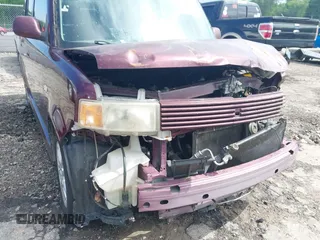2005 Scion xB z VIN JTLKT324350199137, wystawiony jako IAAI lot #42156892 z przebiegiem 178 592 mil mil oraz . Historia ofert i sprzedaży dostępna na DreamBid. Obrazek 14.