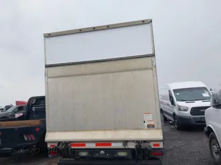 2017 Ford Transit z VIN 1FDBF9ZM4HKB18839, wystawiony jako IAAI lot #41619595 z przebiegiem 167 754 mil mil oraz . Historia ofert i sprzedaży dostępna na DreamBid. Obrazek 16.