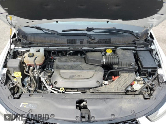 2021 Chrysler Pacifica Touring with VIN 2C4RC1FG5MR500434, listed as a Copart auction lot 59344135 with 45,091 mi miles and Salvage title. Bid and sale history available at DreamBid. Image 12.