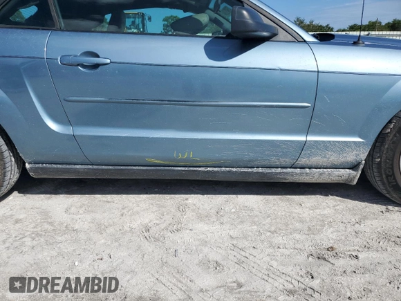 2006 Ford Mustang Standard with VIN 1ZVFT84N065224870, listed as a Copart auction lot 75928284 with 102,083 mi miles and Salvage Title. Bid and sale history available at carsss.com. Image 12.