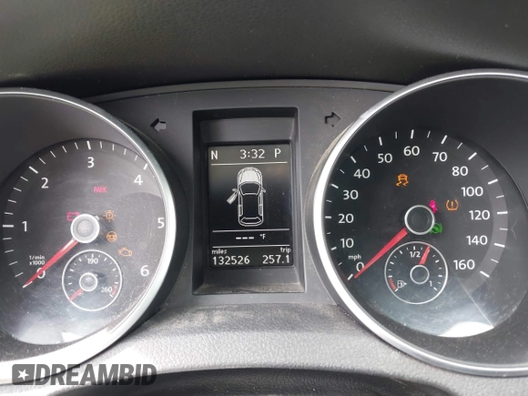 2012 Volkswagen Golf TDI z VIN WVWDM7AJ5CW133618, wystawiony jako IAAI lot #42447714 z przebiegiem 132 526 mil mil oraz . Historia ofert i sprzedaży dostępna na DreamBid. Obrazek 7.