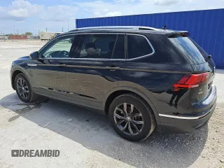 2024 Volkswagen Tiguan SE with VIN 3VVNB7AXXRM074896, listed as a Copart auction lot 52645015 with 13,872 mi miles and Clean title. Bid and sale history available at DreamBid. Image 2.