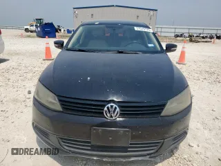 2012 Volkswagen Jetta SE with VIN 3VWDX7AJ1CM307026, listed as a Copart auction lot 57029175 with 109,255 mi miles and Salvage title. Bid and sale history available at DreamBid. Image 5.