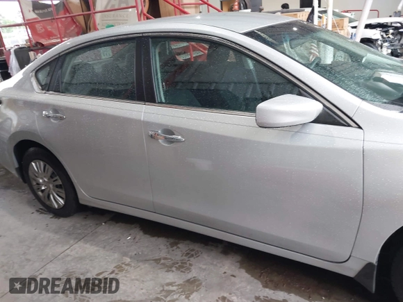 2014 Nissan Altima 2.5 S with VIN 1N4AL3AP7EC186074, listed as a IAAI auction lot 41983257 with 103,396 mi miles. Bid and sale history available at carsss.com. Image 13.