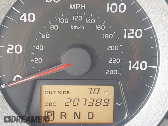 2006 Toyota RAV4 Limited with VIN JTMBK31V665006220, listed as a IAAI auction lot 41922963 with 207,389 mi miles. Bid and sale history available at carsss.com. Image 16.