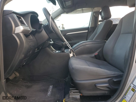 2016 Toyota Highlander LE with VIN 5TDZARFH5GS018989, listed as a Copart auction lot 44059155 with 90,772 mi miles and Salvage Title. Bid and sale history available at carsss.com. Image 7.