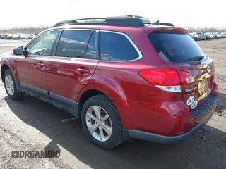 2014 Subaru Outback 2.5i Limited with VIN 4S4BRCLC1E3225695, listed as a IAAI auction lot 41675427 with 173,531 mi miles. Bid and sale history available at carsss.com. Image 3.
