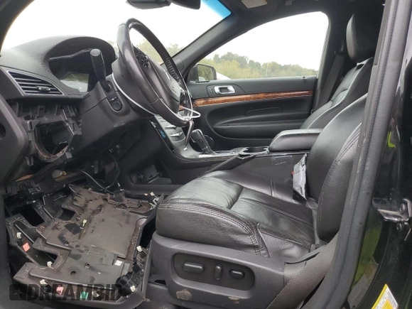 2015 Lincoln MKT with VIN 2LMHJ5NK9FBL04491, listed as a Copart auction lot 81691854 with 334,735 mi miles and Non Repairable. Bid and sale history available at DreamBid. Image 7.
