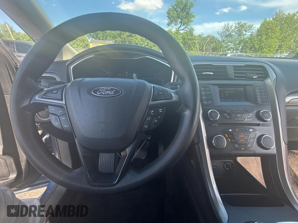 2018 Ford Fusion Hybrid SE with VIN 3FA6P0LU7JR261105, listed as a Copart auction lot 55692065 with 122,782 mi miles and Clean Title. Bid and sale history available at carsss.com. Image 9.