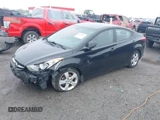 2013 Hyundai Elantra Limited z VIN 5NPDH4AE7DH371094, wystawiony jako IAAI lot #41912413 z przebiegiem 159 685 mil mil oraz . Historia ofert i sprzedaży dostępna na DreamBid. Obrazek 2.
