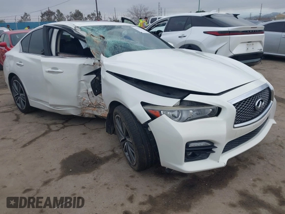 2014 Infiniti Q50 Premium with VIN JN1BV7AP0EM688888, listed as a IAAI auction lot 41537933 with 114,260 mi miles and . Bid and sale history available at carsss.com. Image 1.