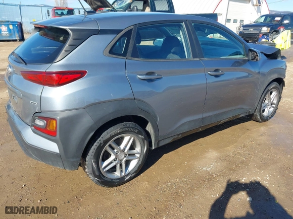 2020 Hyundai Kona SE with VIN KM8K1CAA6LU585402, listed as a IAAI auction lot 41681666 with 169,614 mi miles. Bid and sale history available at carsss.com. Image 4.