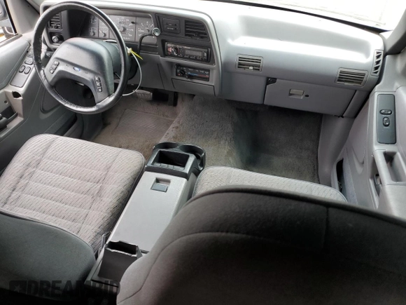 1993 Ford Explorer z VIN 1FMCU24X3PUA44495, wystawiony jako Copart lot #62492444 z przebiegiem 82 105 mil mil oraz Szkoda całkowita • Salvage title. Historia ofert i sprzedaży dostępna na DreamBid. Obrazek 8.