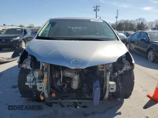 2015 Toyota Sienna LE AAS with VIN 5TDKK3DC6FS642415, listed as a Copart auction lot 49990815 with 259,240 mi miles and Clean Title. Bid and sale history available at DreamBid. Image 5.