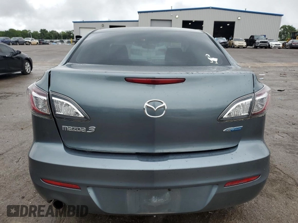 2012 Mazda 3 i Touring z VIN JM1BL1V74C1554961, wystawiony jako Copart lot #55955615 z przebiegiem 146 764 mil mil oraz Szkoda całkowita • Salvage title. Historia ofert i sprzedaży dostępna na DreamBid. Obrazek 6.