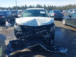 2020 Jeep Compass Limited z VIN 3C4NJCCB4LT129013, wystawiony jako IAAI lot #42016985 z przebiegiem 101 305 mil mil oraz . Historia ofert i sprzedaży dostępna na DreamBid. Obrazek 13.