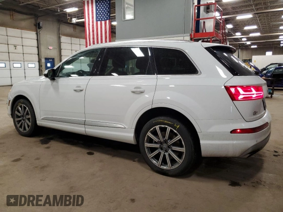2018 Audi Q7 Premium Plus with VIN WA1LAAF71JD015468, listed as a Copart auction lot 46852095 with 126,637 mi miles and Non repairable. Bid and sale history available at DreamBid. Image 2.