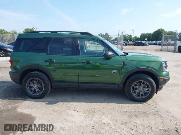 2024 Ford Bronco Sport Big Bend z VIN 3FMCR9B60RRE84253, wystawiony jako IAAI lot #42379244 z przebiegiem 3 587 mil mil oraz . Historia ofert i sprzedaży dostępna na DreamBid. Obrazek 13.