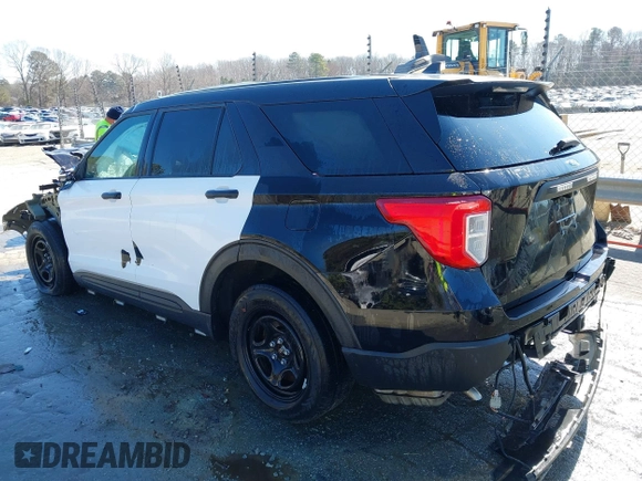 2023 Ford Police Interceptor Utility z VIN 1FM5K8AW8PNA01410, wystawiony jako IAAI lot #41623905 z przebiegiem 24 978 mil mil oraz . Historia ofert i sprzedaży dostępna na DreamBid. Obrazek 3.