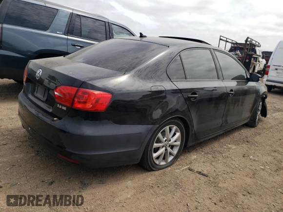 2011 Volkswagen Jetta SE with VIN 3VWDX7AJ6BM395554, listed as a Copart auction lot 57397585 with 139,857 mi miles and Salvage title. Bid and sale history available at DreamBid. Image 3.
