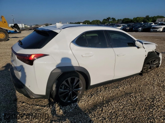 2021 Lexus UX 200 F Sport с VIN JTHE3JBH8M2036064, выставлен на аукционе Copart как лот 68394413 с пробегом 31 057 миль миль и . История ставок и продаж доступна на DreamBid. Изображение 3.