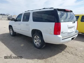 2007 GMC Yukon XL SLT with VIN 1GKFK16387J201973, listed as a IAAI auction lot 41879003 with 225,518 mi miles. Bid and sale history available at carsss.com. Image 3.