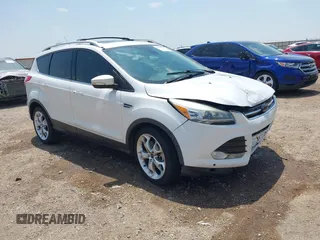 2014 Ford Escape Titanium с VIN 1FMCU0J92EUE38738, выставлен на аукционе IAAI как лот 42344578 с пробегом 145 047 миль миль и . История ставок и продаж доступна на DreamBid. Изображение 1.