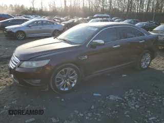 2010 Ford Taurus Limited z VIN 1FAHP2JW3AG138661, wystawiony jako Copart lot #42537345 z przebiegiem 177 869 mil mil oraz Szkoda całkowita • Salvage title. Historia ofert i sprzedaży dostępna na DreamBid. Obrazek 1.