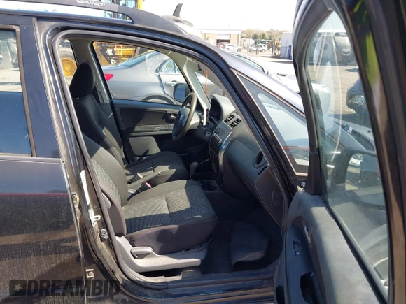 2008 Suzuki SX4 Regional Edition Touring with VIN JS2YA413985101364, listed as a IAAI auction lot 41966448 with 92,764 mi miles. Bid and sale history available at carsss.com. Image 5.