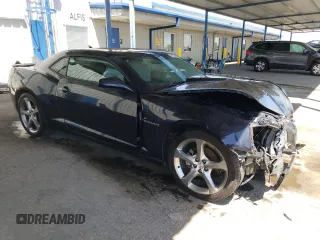 2014 Chevrolet Camaro LT z VIN 2G1FC1E37E9131877, wystawiony jako Copart lot #56491715 z przebiegiem 94 340 mil mil oraz Czysty tytuł • Clean title. Historia ofert i sprzedaży dostępna na DreamBid. Obrazek 4.