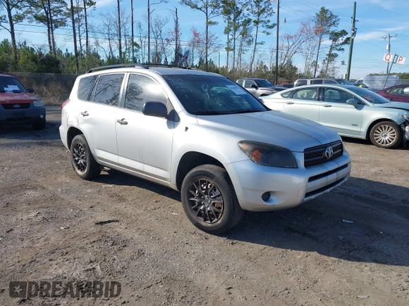 2007 Toyota RAV4 with VIN JTMZD33V375061828, listed as a IAAI auction lot 41649892 with 167,927 mi miles. Bid and sale history available at carsss.com. Image 1.