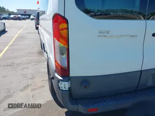 2015 Ford Transit XL z VIN 1FBZX2ZM5FKA37860, wystawiony jako IAAI lot #42059536 z przebiegiem 146 928 mil mil oraz . Historia ofert i sprzedaży dostępna na DreamBid. Obrazek 20.